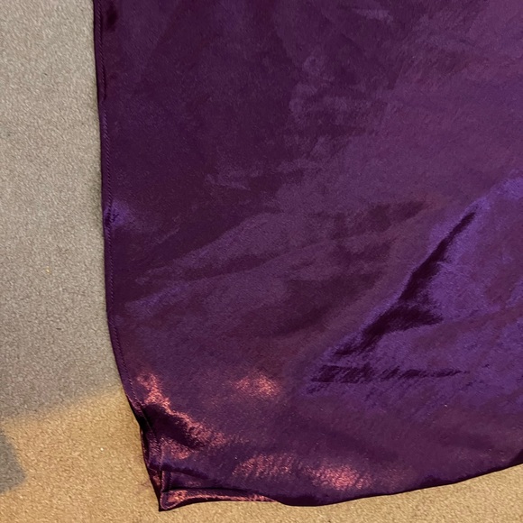 A new day midi silk skirt - Picture 3 of 3